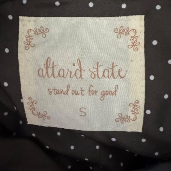 Altar'd State Puffer Puff Jacket Vest Hooded Army Green Size S - Picture 6 of 12